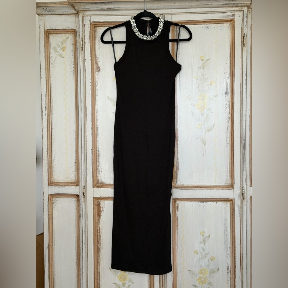 Veronica Beard Black beaded neck “breakfast at Tiffany’s look”